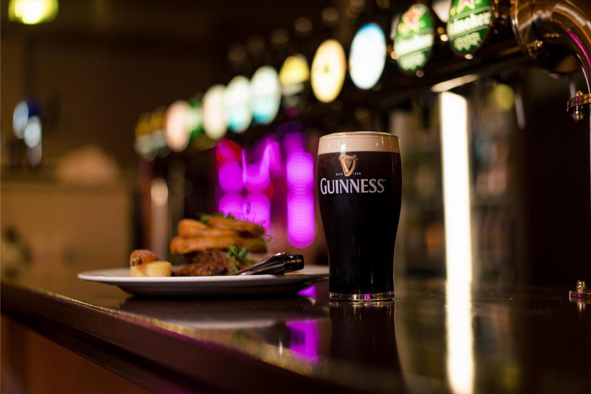 County Arms Birr Hotel Eksteriør billede